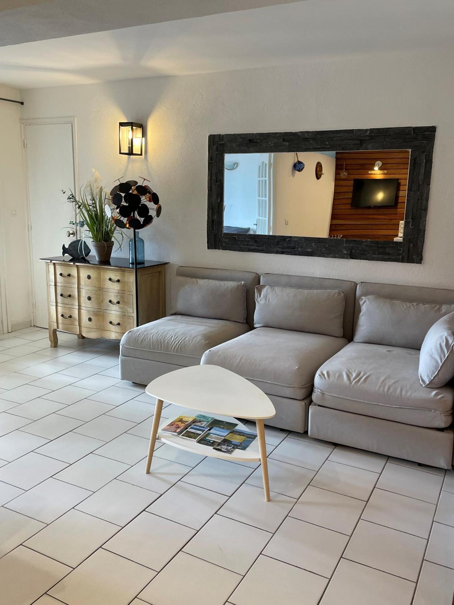 Résidence Le Golfe Bleu Le Le Rayol-Canadel-sur-Mer Extérieur photo