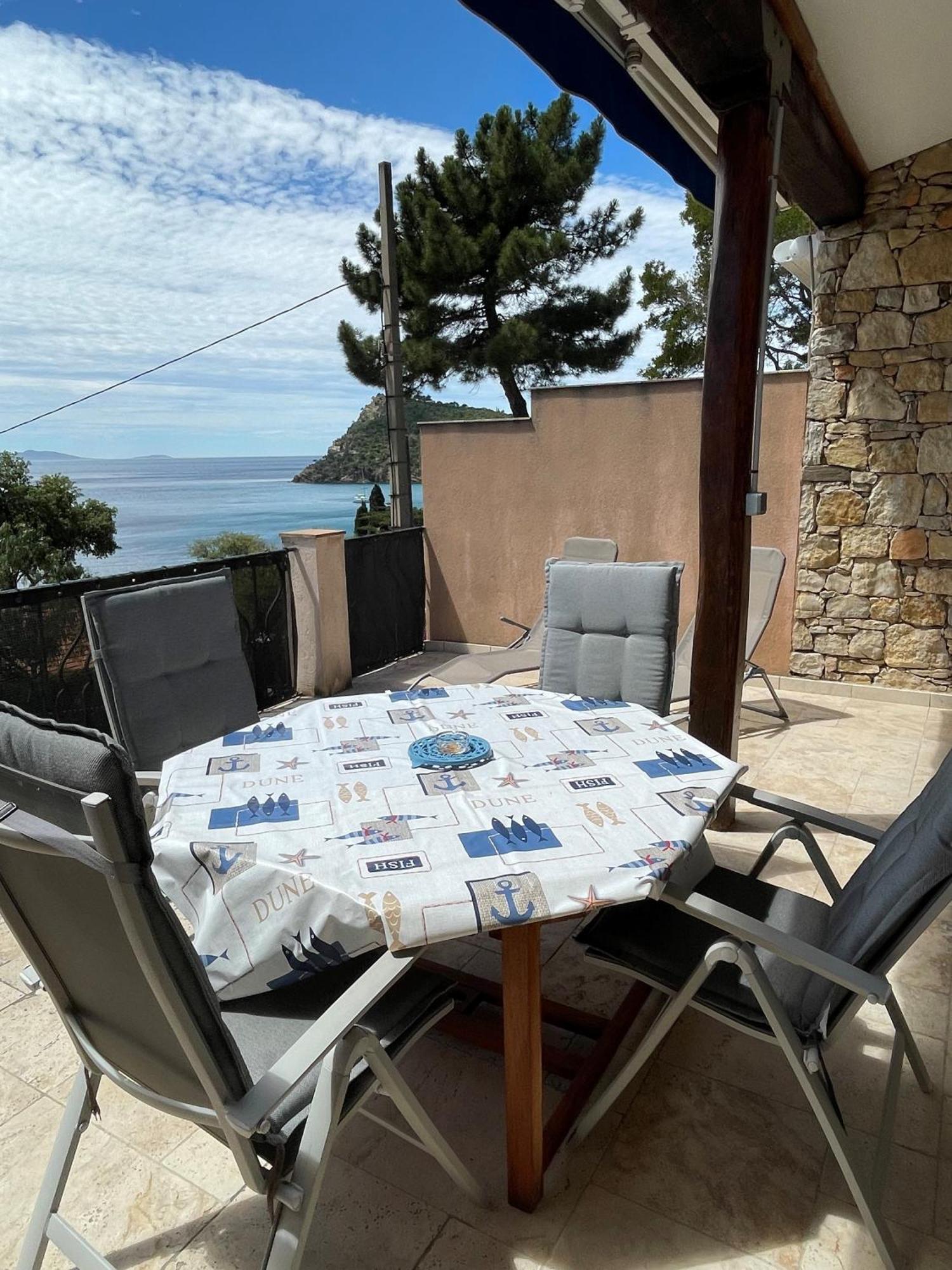 Résidence Le Golfe Bleu Le Le Rayol-Canadel-sur-Mer Extérieur photo