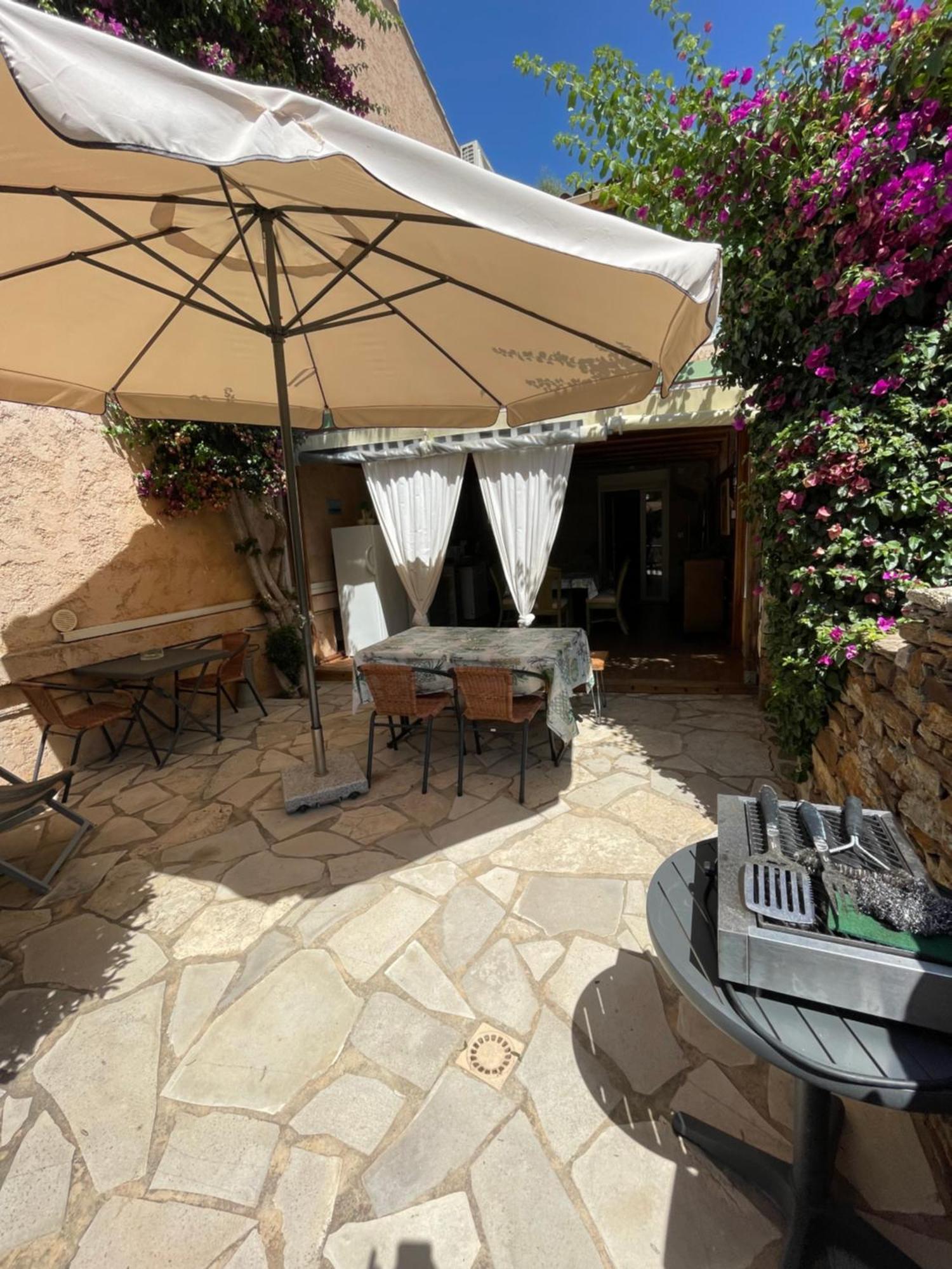 Résidence Le Golfe Bleu Le Le Rayol-Canadel-sur-Mer Extérieur photo
